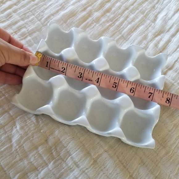 Ceramic Egg Crate | 12 Tray Holder - Picture 4 of 5